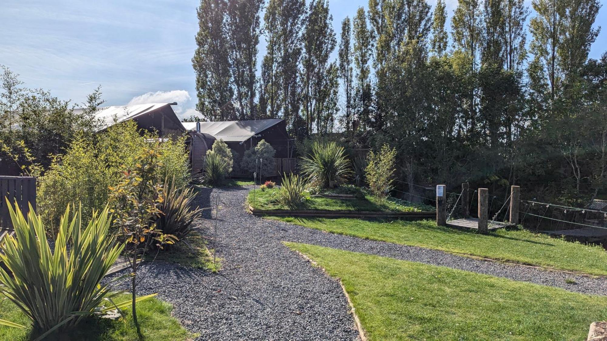 Sunset Retreats The Double Hobbit Villa วุร์สเตอร์ ภายนอก รูปภาพ